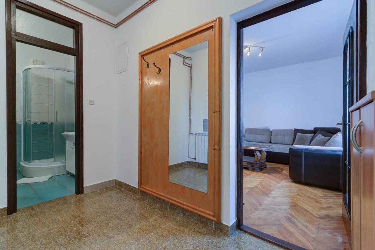 Apartments Zora เซนญ์ ภายนอก รูปภาพ